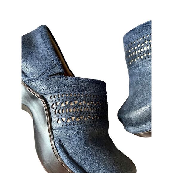 Ariat Blue Piedmont Textured Leather Laser Cut Clogs size 6.5 B - Picture 11 of 11